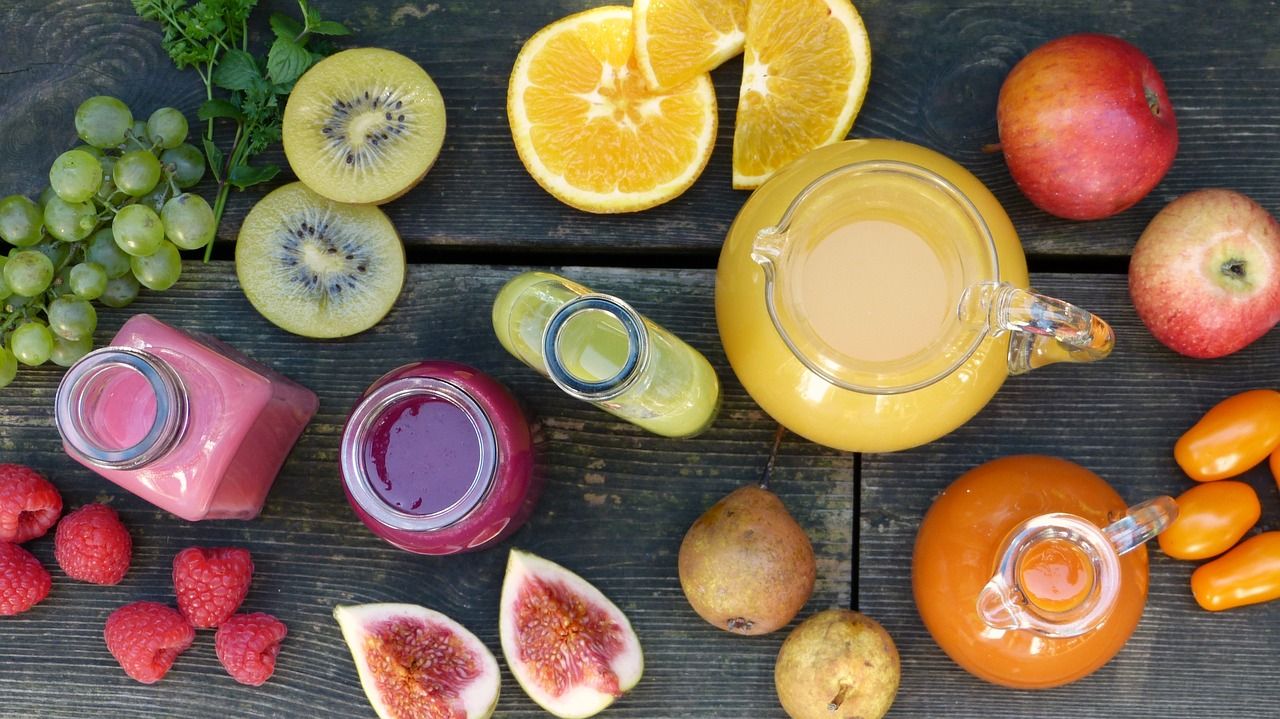 Jak tłoczy się soki z owoców?