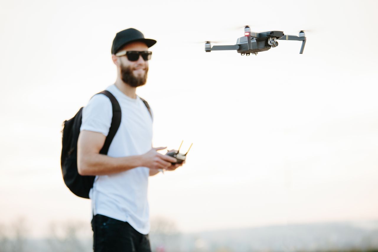 Jak przenosić drona w bezpieczny sposób?